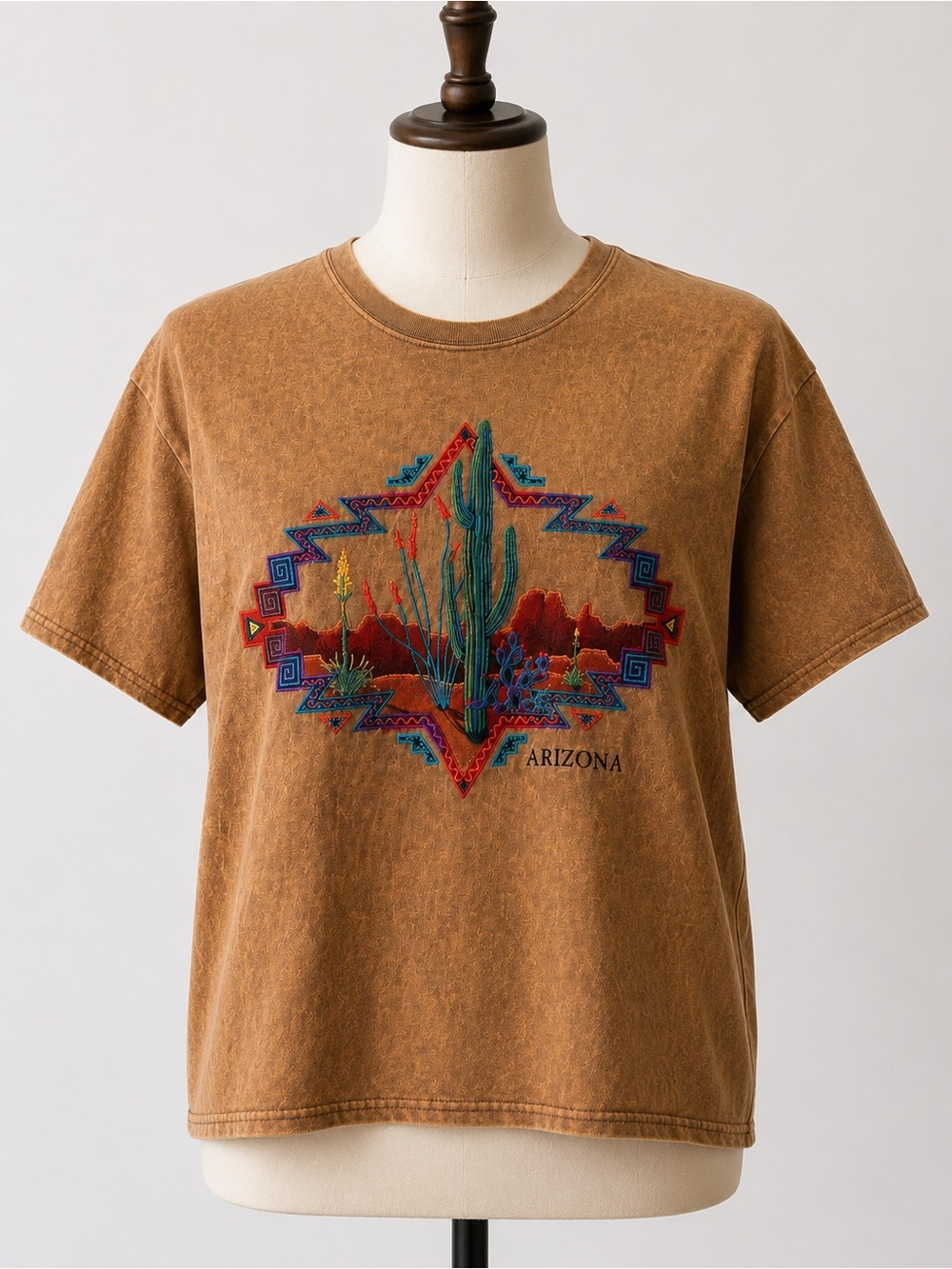 Vintage 90s NWT Southwestern Arizona Desert Embroidered Tee L 🟩